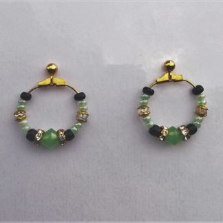 Earrings creol øreringer gull grønn turkis green turquoise glass pearls glassperler gold golden beaded earrings crystals black